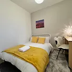 Quarto 5 Casa Compartilhada No L6
